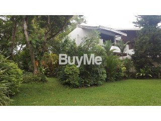 HOUSE FOR IMMEDIATE SALE IN BATTARAMULLA