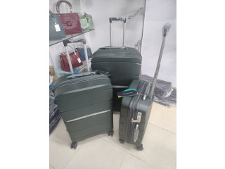 STYLISH LUGGAGE FOR SALE