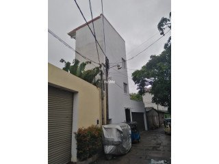 TWO STORY HOUSE FOR SALE IN COLOMBO 6 KIRULAPONE