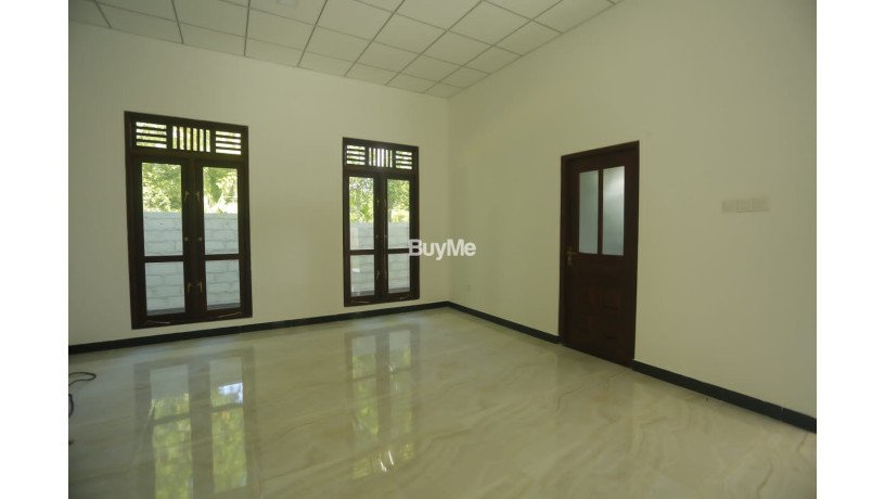 house-for-sale-at-minuwangoda-big-4