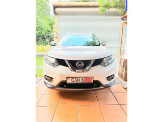 NISSAN X-TRAIL 2015 SUV (USED)