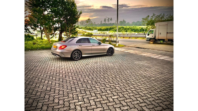 mercedes-benz-c200-2020-big-2