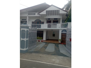 2 STORY HOUSE FOR QUICK SALE