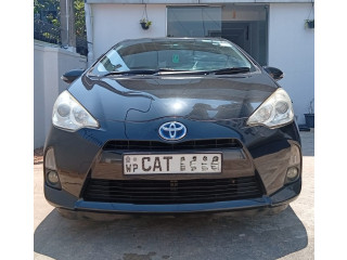 Toyota Aqua S Limited 2013