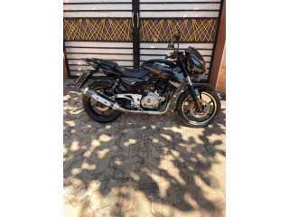 BAJAJ PULSAR 220F 2012