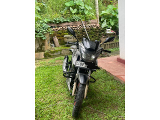 TVS APACHE RTR 180 2015