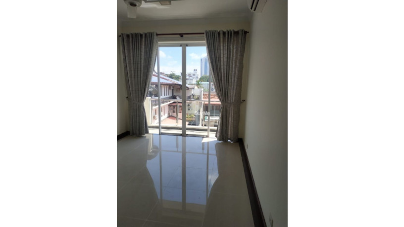 apartment-for-sale-in-colombo-8-big-0