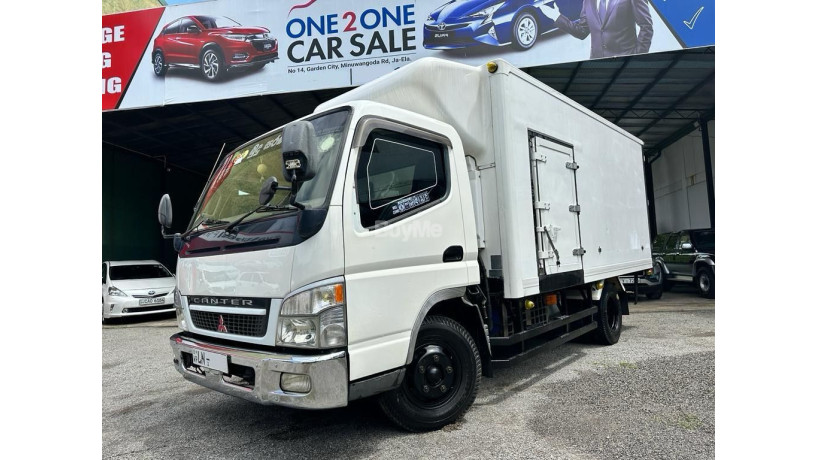 mitsubishi-canter-freezer-truck-2012-big-0