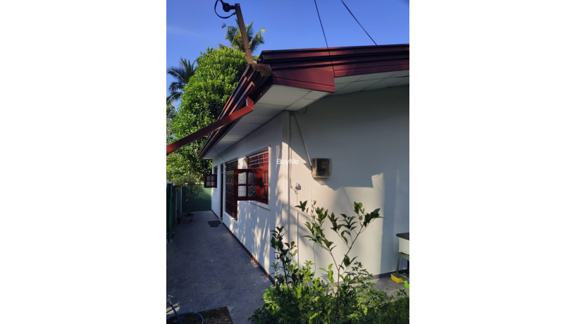 house-for-sale-in-kadawatha-big-0