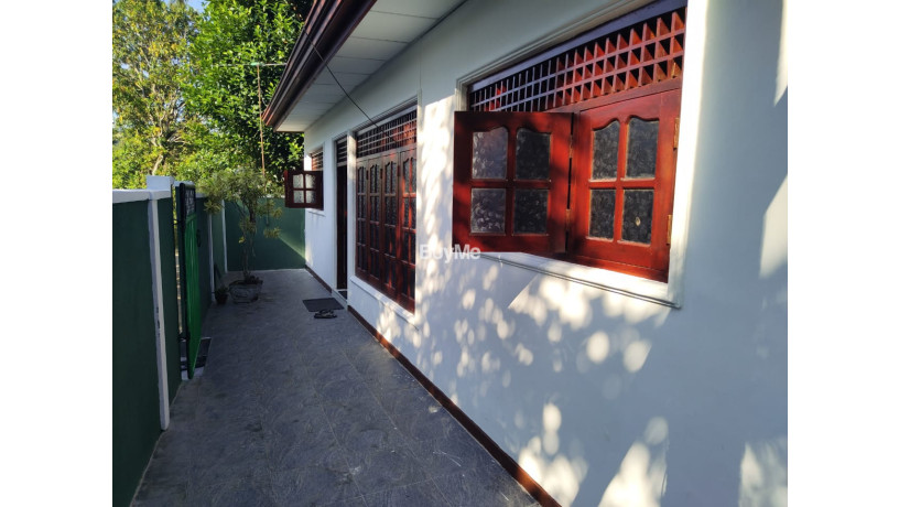 house-for-sale-in-kadawatha-big-2