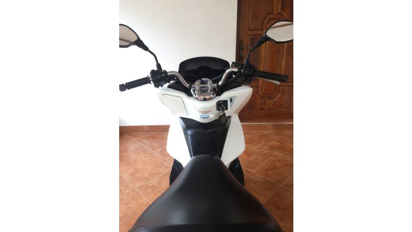 honda-pcx-150-2018-big-3