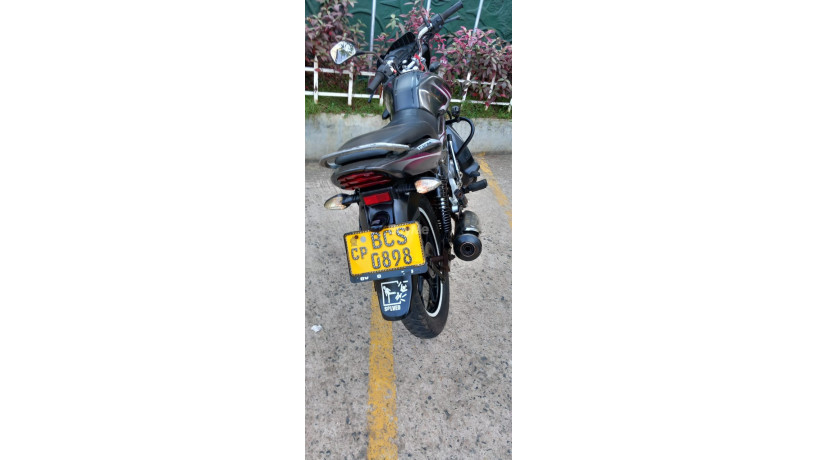 bajaj-discover-125-2014-big-4
