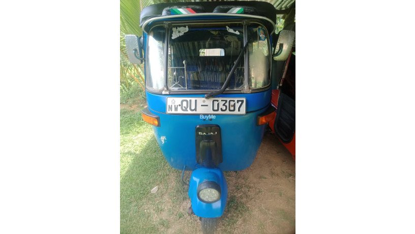 bajaj-re-three-wheel-qu-big-0