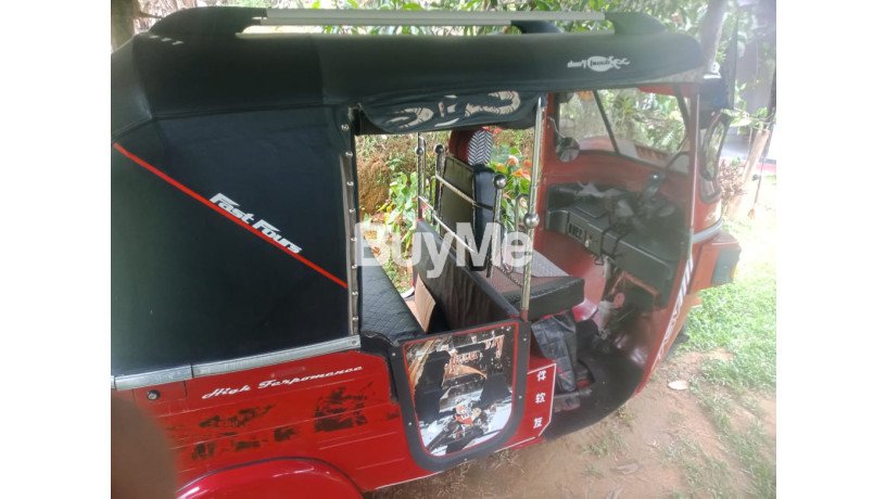 bajaj-re-three-wheel-qx-big-4