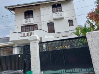 THREE STOREY HOUSE FOR RENT IN KOTTE