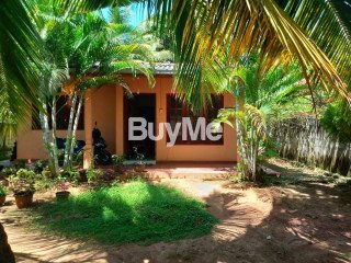 HOUSE FOR SALE IN TANGALLE