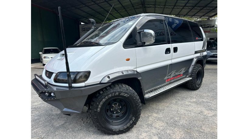 mitsubishi-delica-l400-4wd-1995-big-2