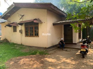 LAND WITH OLD HOUSE FOR SALE IN DEHIWALA - R-7893