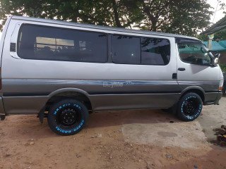 DOLPHIN TOYOTA VAN FOR SALE 2003