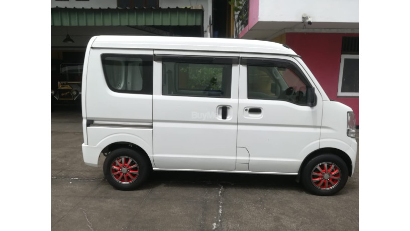 suzuki-every-buddy-van-2015-big-2