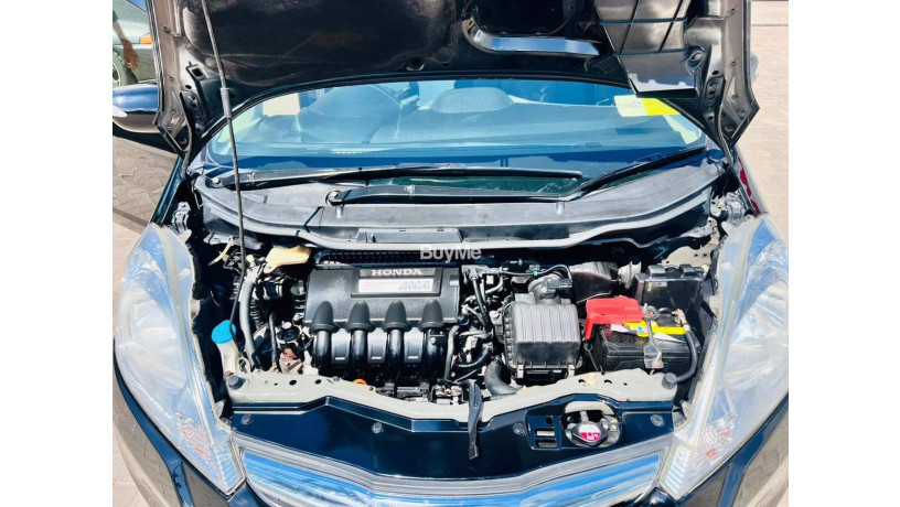 honda-fit-gp1-2012-big-7