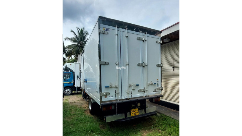 isuzu-elf-freezer-truck-145-2013-big-2