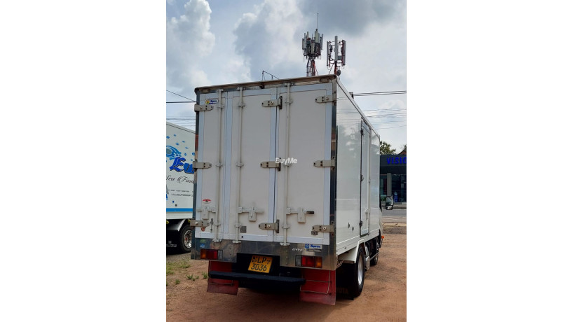 toyota-dyna-freezer-truck-125-2012-big-2