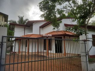 HOUSE FOR SALE IN BANDARAGAMA RAIGAMA