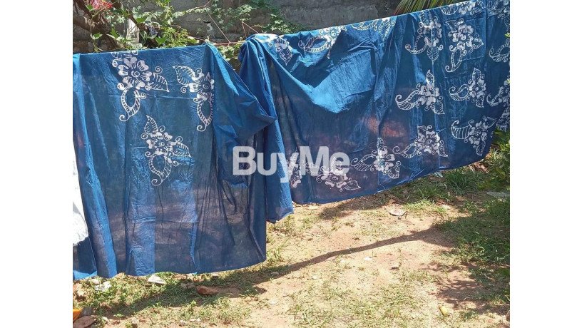 bathik-saree-blue-and-white-big-4