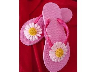 LADIES SLIPPERS