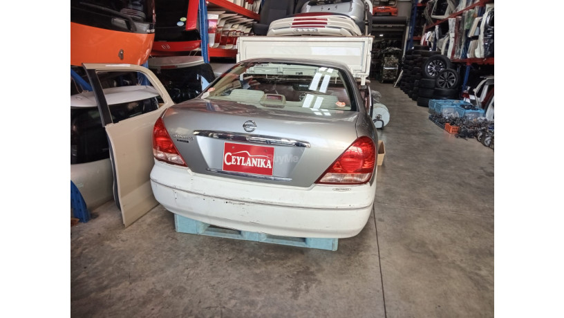 nissan-sunny-n17-back-cut-big-0