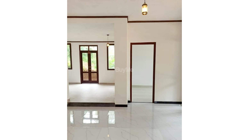 house-for-sale-in-bandaragama-big-3