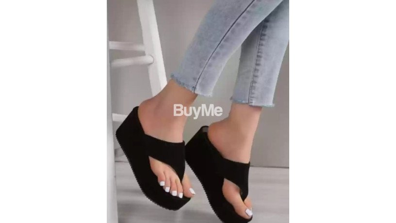 high-quality-rubber-slippers-for-ladies-big-2