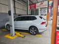 volkswagen-tiguan-r-line-2018-small-1