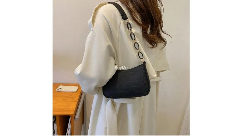 black-colour-cute-hand-bag-for-girls-big-2