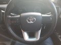 toyota-hilux-4wd-double-cab-small-5