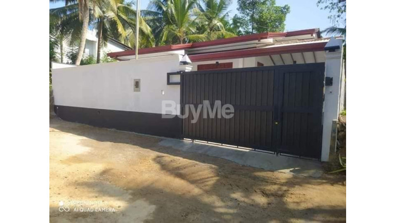 house-for-sale-at-kindelpitiya-near-bandaragama-piliyandala-bus-road-big-0