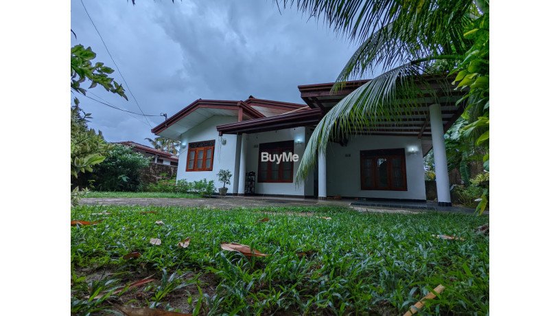 beautiful-house-for-sale-in-ragama-at-batuwatta-big-0