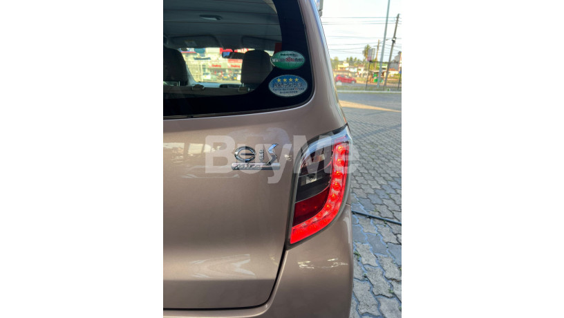 daihatsu-mira-es-unregistered-2017-big-3