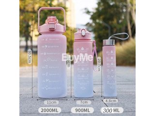 ET OF 3 WATER BOTTLE WITH MOTIVATIONAL TIME MARKER