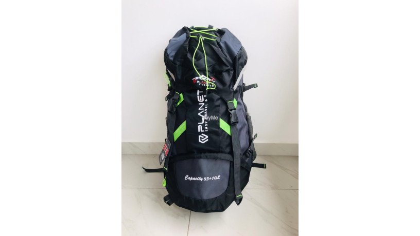 travelling-backpacks-planet-v-big-0