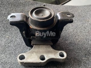 SUZUKI WAGON R MH44S ENGINE MOUNT