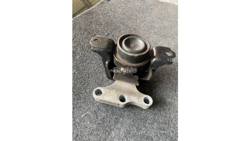 suzuki-wagon-r-mh44s-engine-mount-big-1