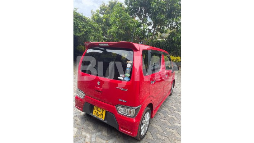 suzuki-wagonr-stingray-2018-big-3