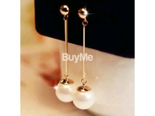 EARRINGS WITH PEARLS