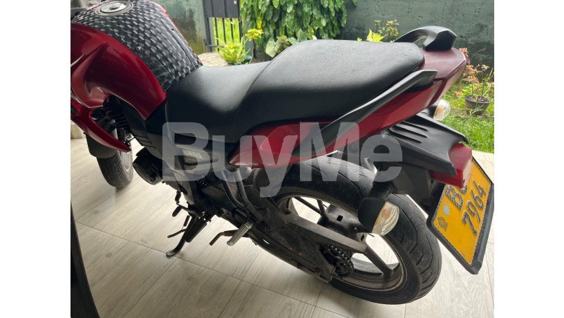 yamaha-fz-version-1-2014-big-5