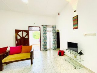 LUXURY HOUSE FOR RENT IN BATTARAMULLA