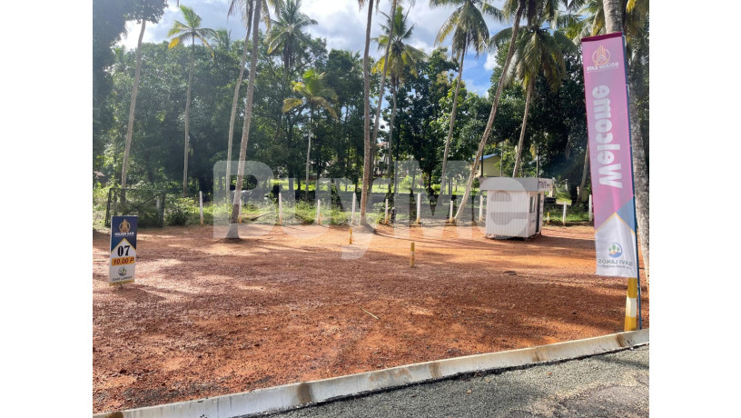 land-for-sale-in-seeduwa-golden-gate-by-savi-lands-big-0