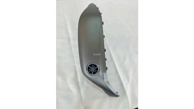 tank-cover-brand-new-yamaha-r15-version-3-big-2