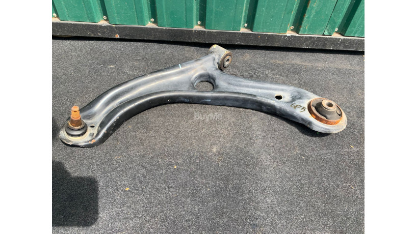 lower-arm-honda-fit-gp5-big-1